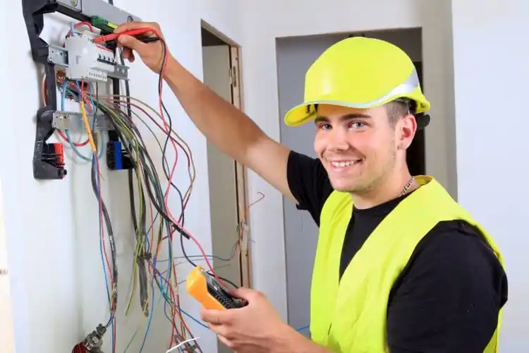 elektricien Luxwoude